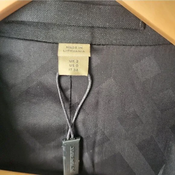 Burberry London Uniform blazer jacket preppy Academia two button new wit… - Picture 11 of 16